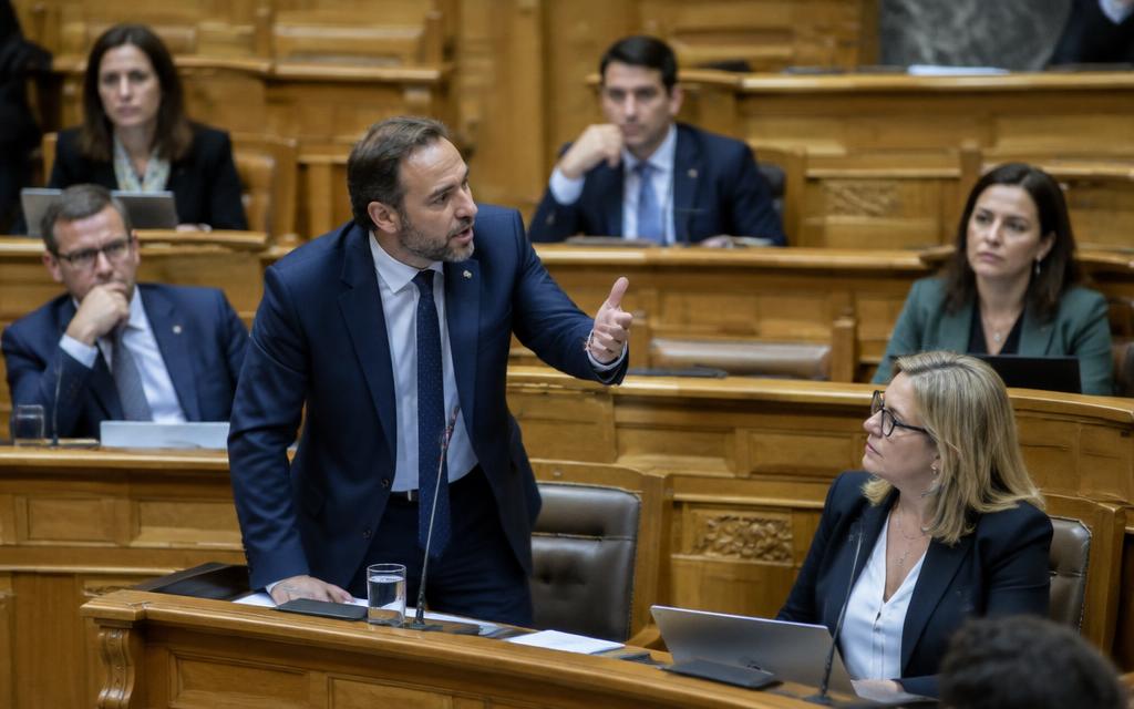Baisse d'impôts : le débat qui a viré au pugilat verbal